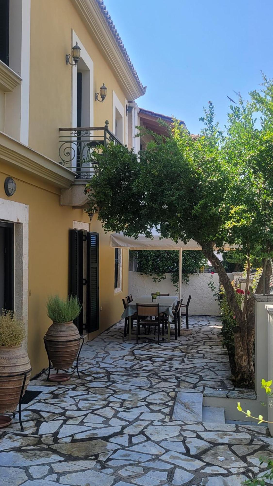 Palairos Historic Property 외부 사진