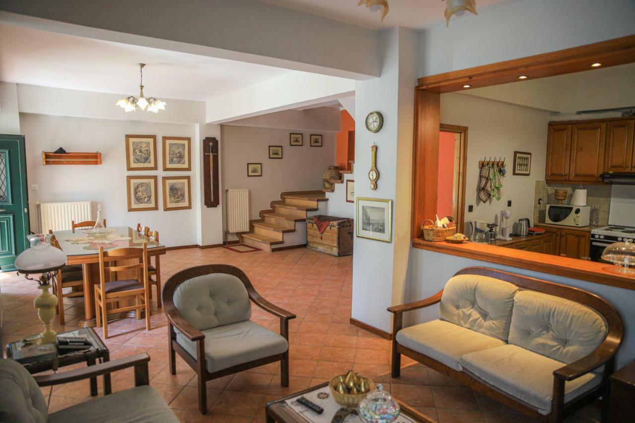 Palairos Historic Property 외부 사진