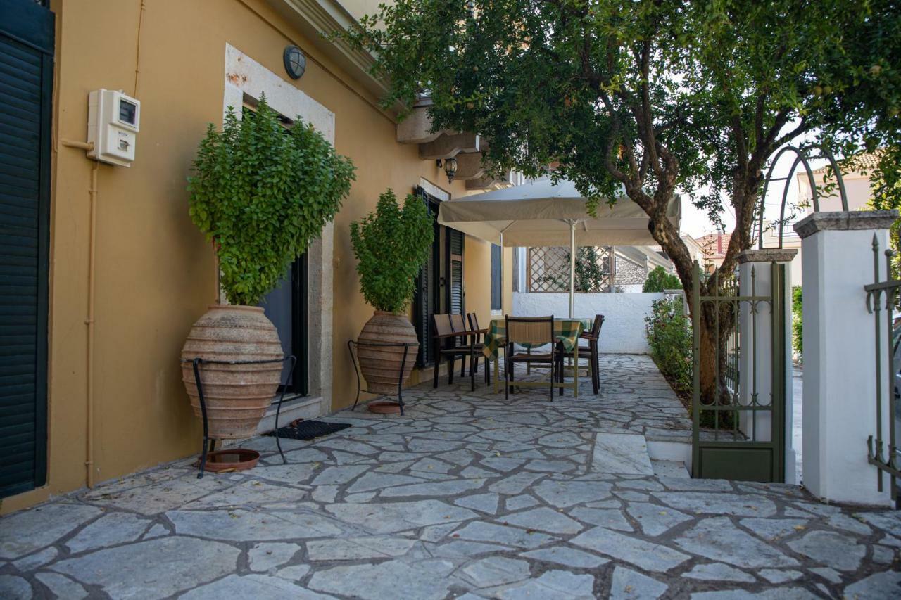 Palairos Historic Property 외부 사진